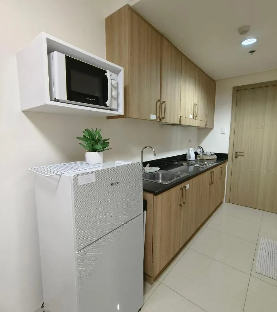 Barkada Room By Metro Staycation Manila